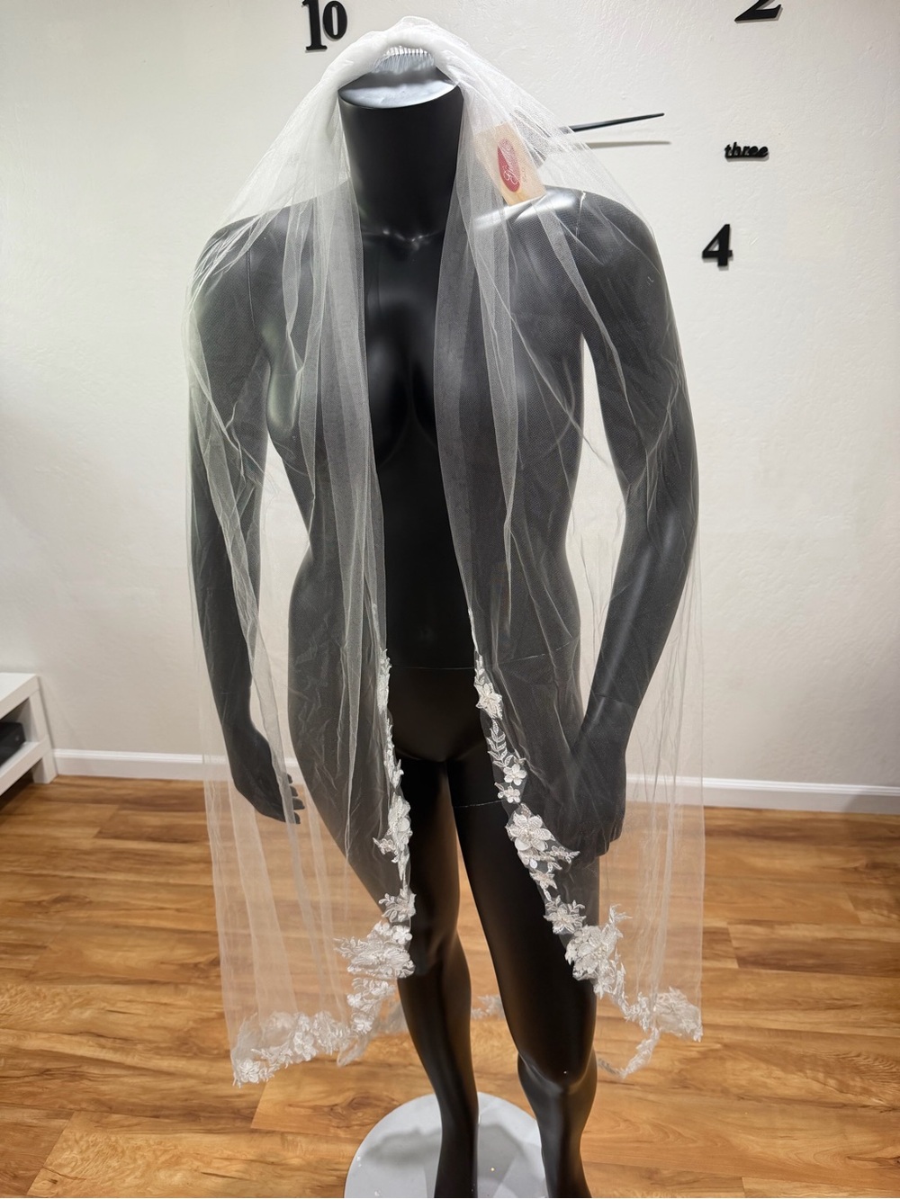 Giselle Bridals 3D Floral Lace Beaded Wedding Veil SP419